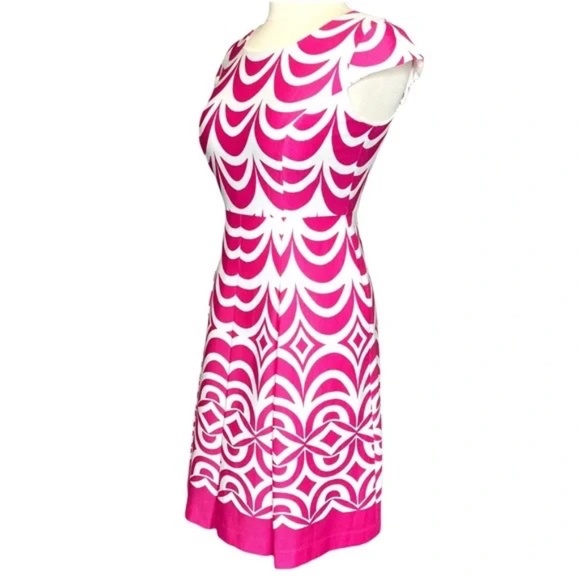 TALBOTS Geo Scallop Cap Sleeve Fit & Flare Pleated Dress Pink/White 6 - Picture 5 of 14